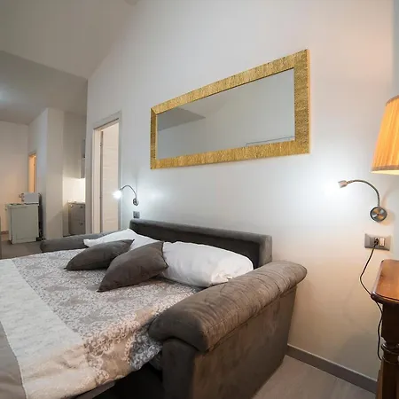 Appartamento Dimora Cangrande 2 With 4 Sleeps Verona