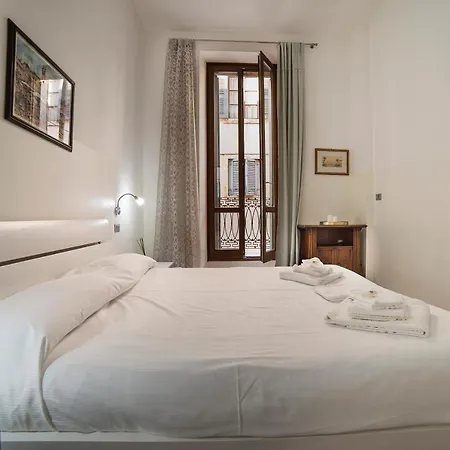 Dimora Cangrande 2 With 4 Sleeps *