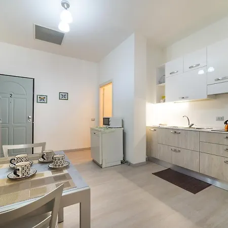 Dimora Cangrande 2 With 4 Sleeps Appartamento *